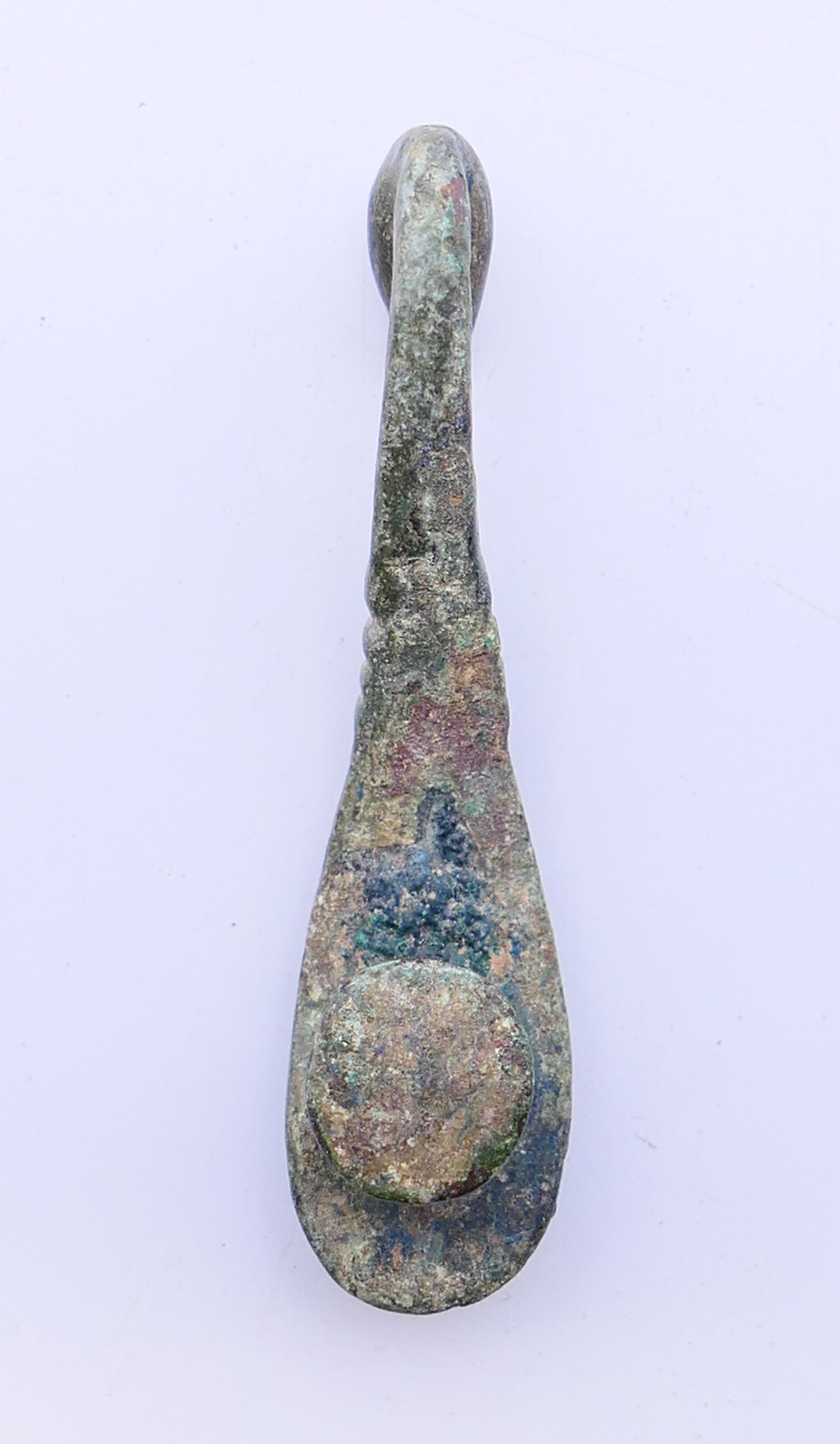 Five various bronze objects. Spoon 9 cm high. - Image 7 of 8