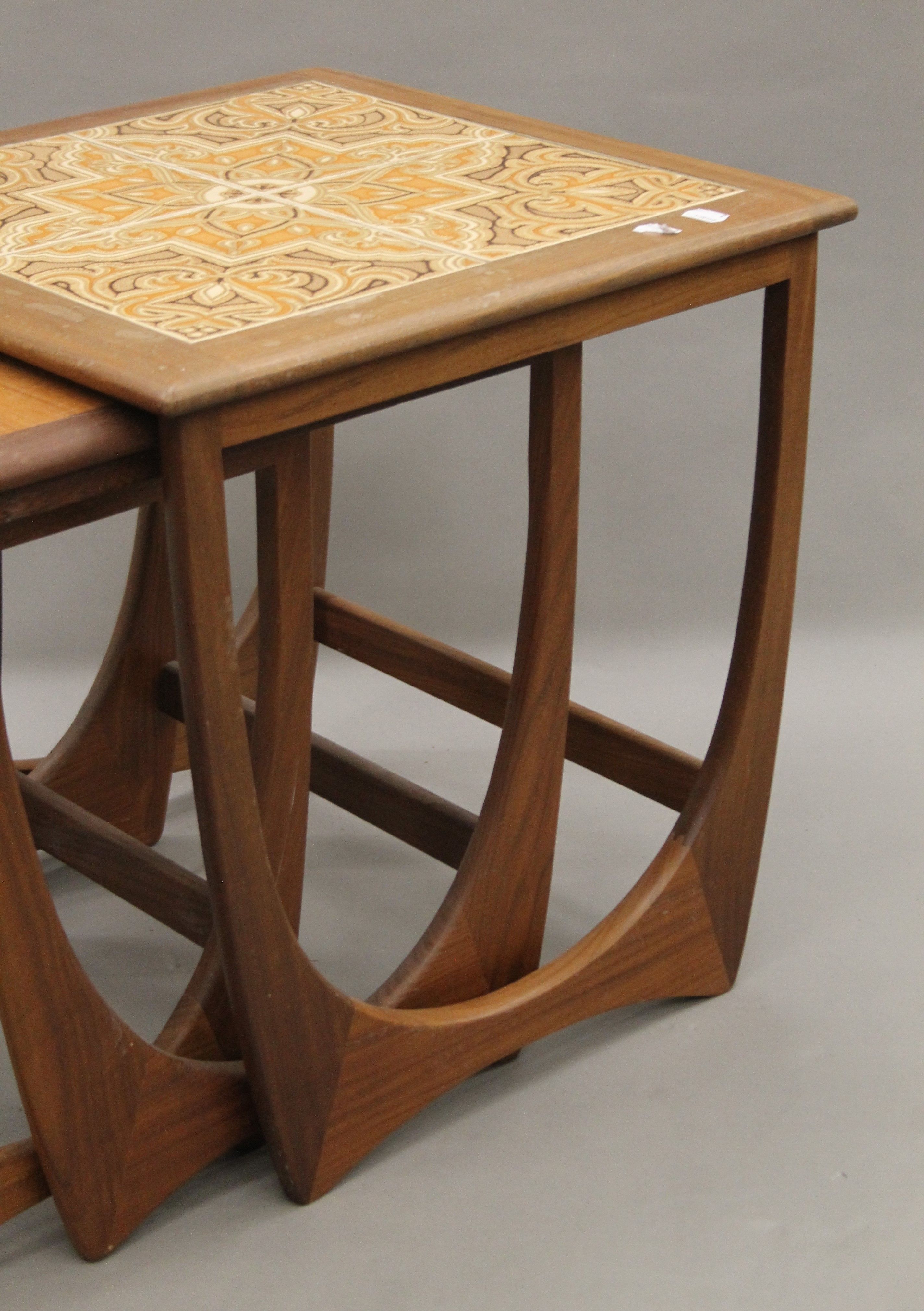 A mid-century G-Plan nest of three tables. The largest 49.5 cm wide. - Image 3 of 3