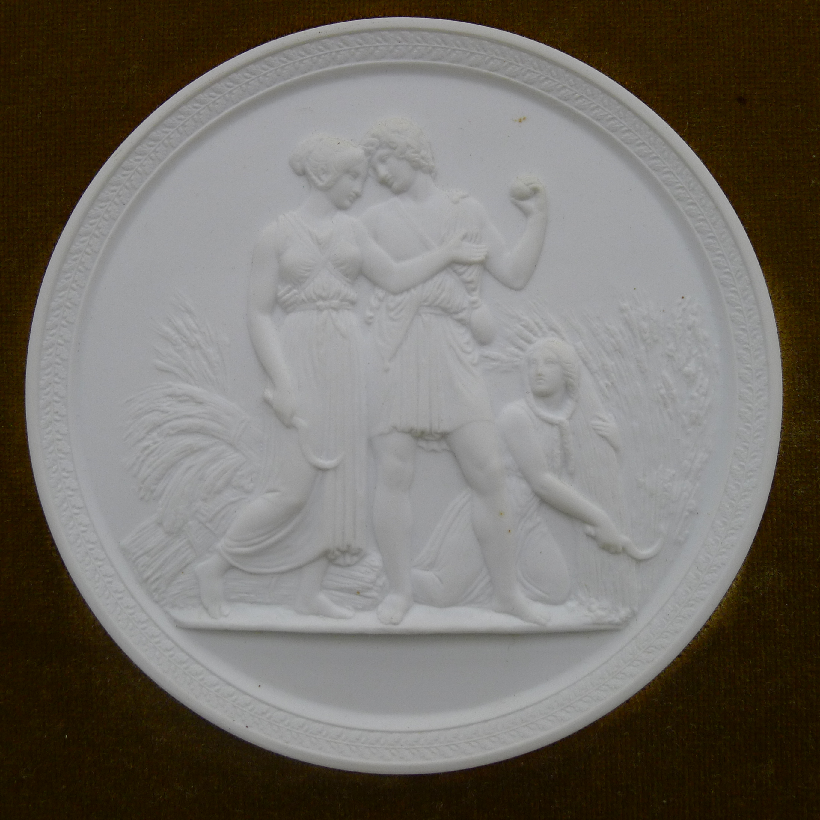 A pair of Copenhagen porcelain plaques, each depicting a classical scene, each framed. 32. - Image 5 of 7