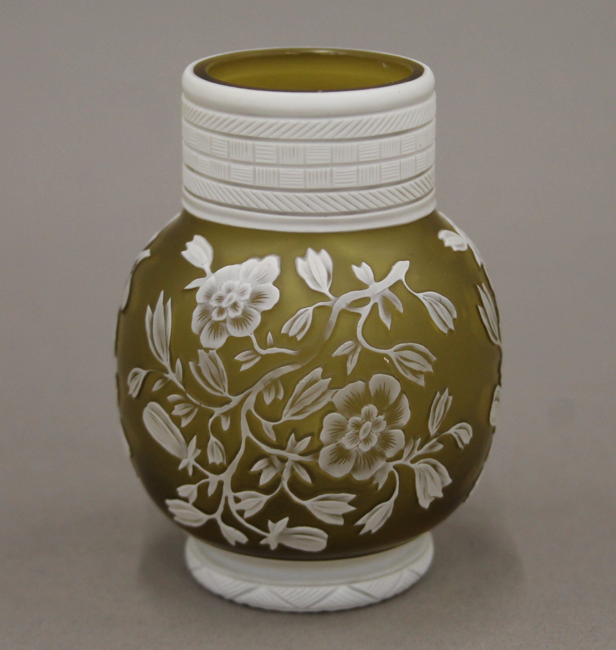 A pair of 19th century Stourbridge citron yellow and white cameo glass vases, circa 1880. 9. - Image 2 of 5