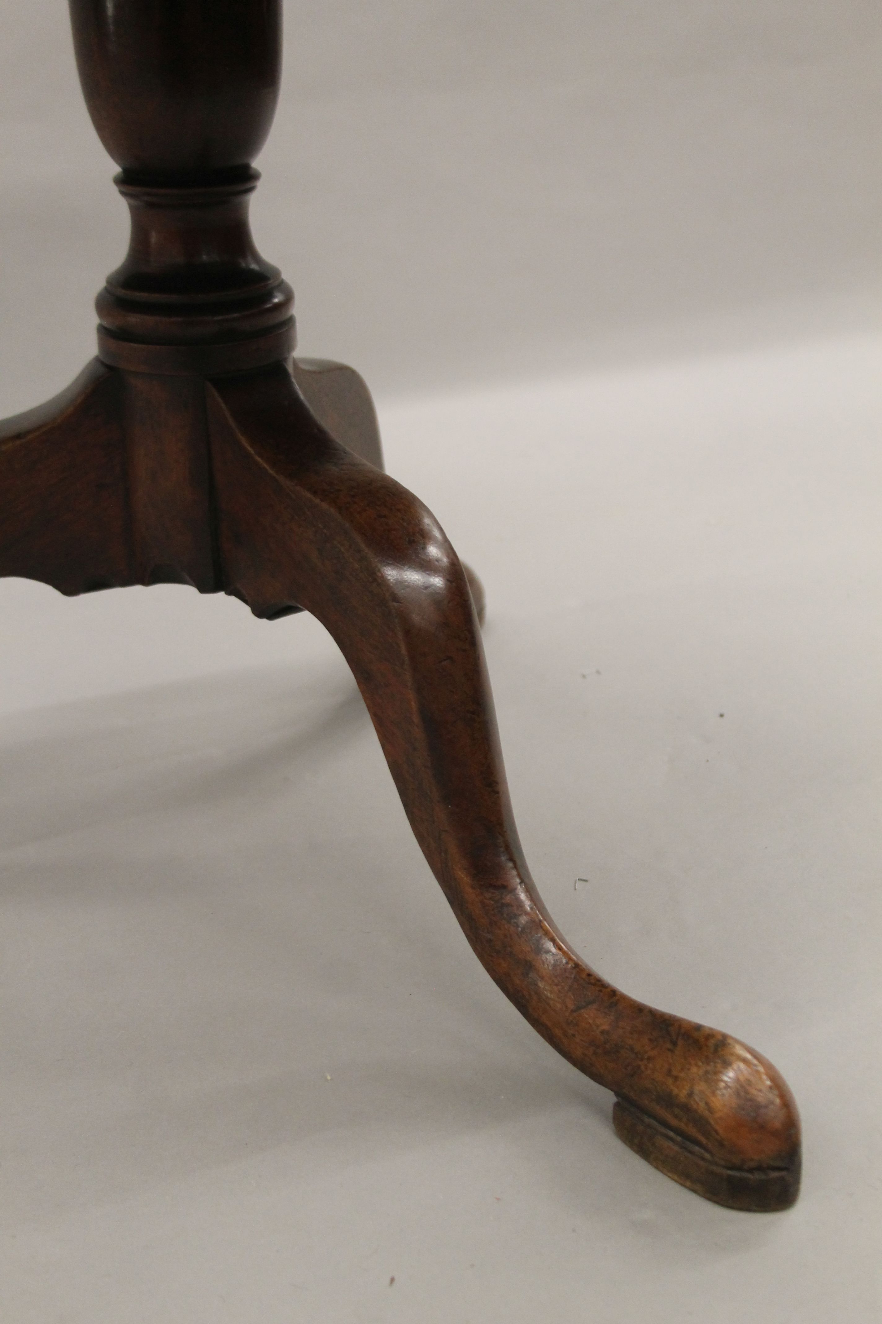 A 19th mahogany tilt-top tripod table (reduced in height). 69 cm diameter x 51 cm high. - Image 3 of 3