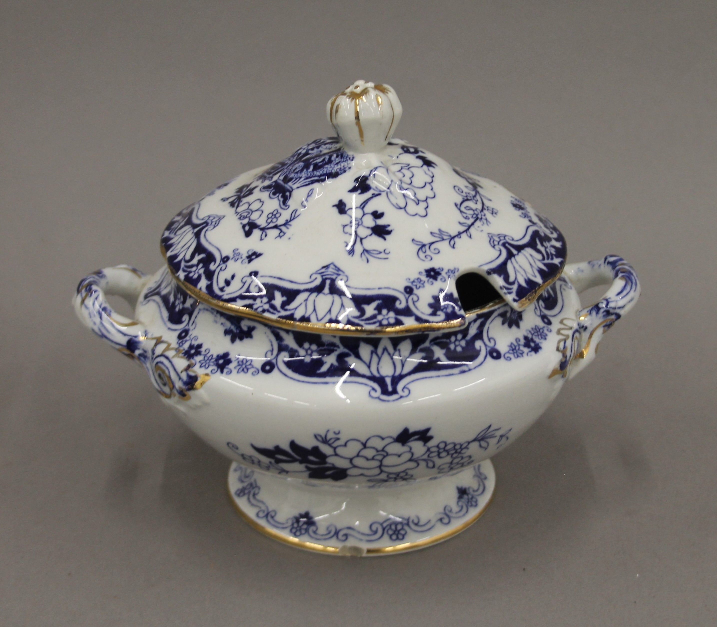 A 19th century blue and white part dinner service. - Image 2 of 4