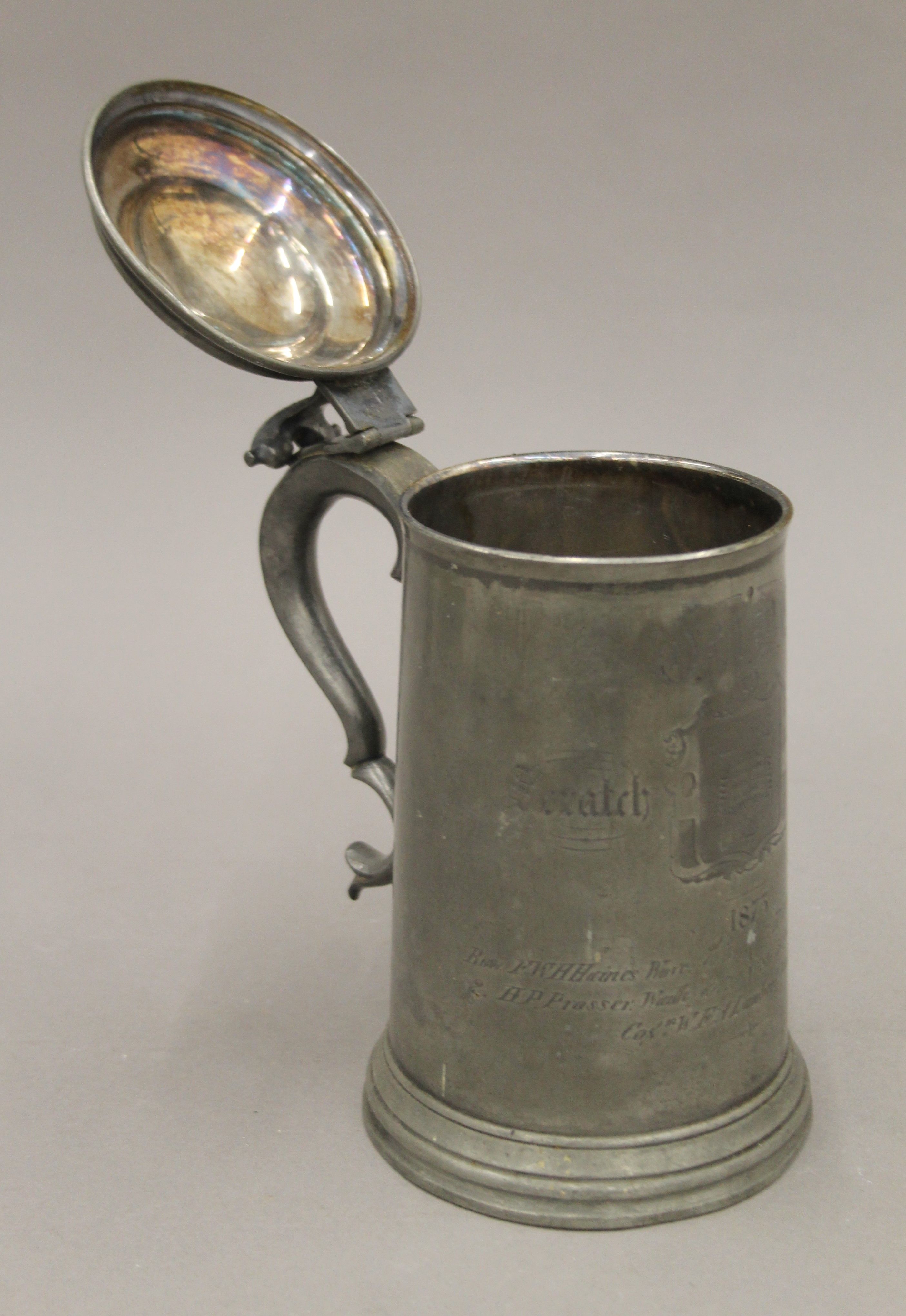 A 19th century pewter lidded tankard with scratch fours inscription. 21 cm high. - Image 5 of 6