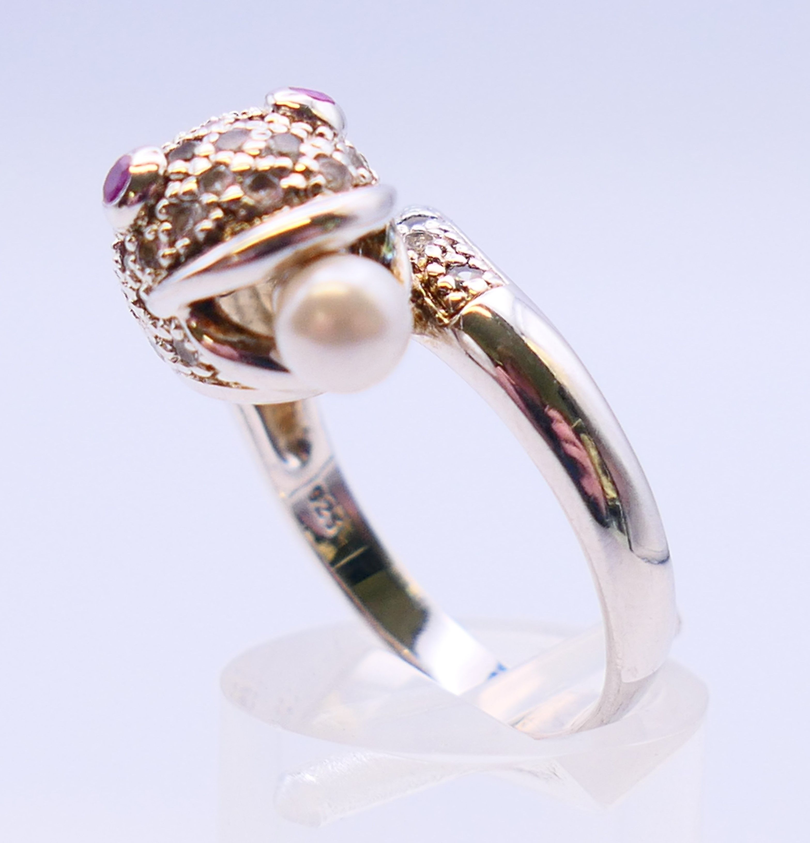 A silver snake ring. Ring size R/S. - Image 5 of 7