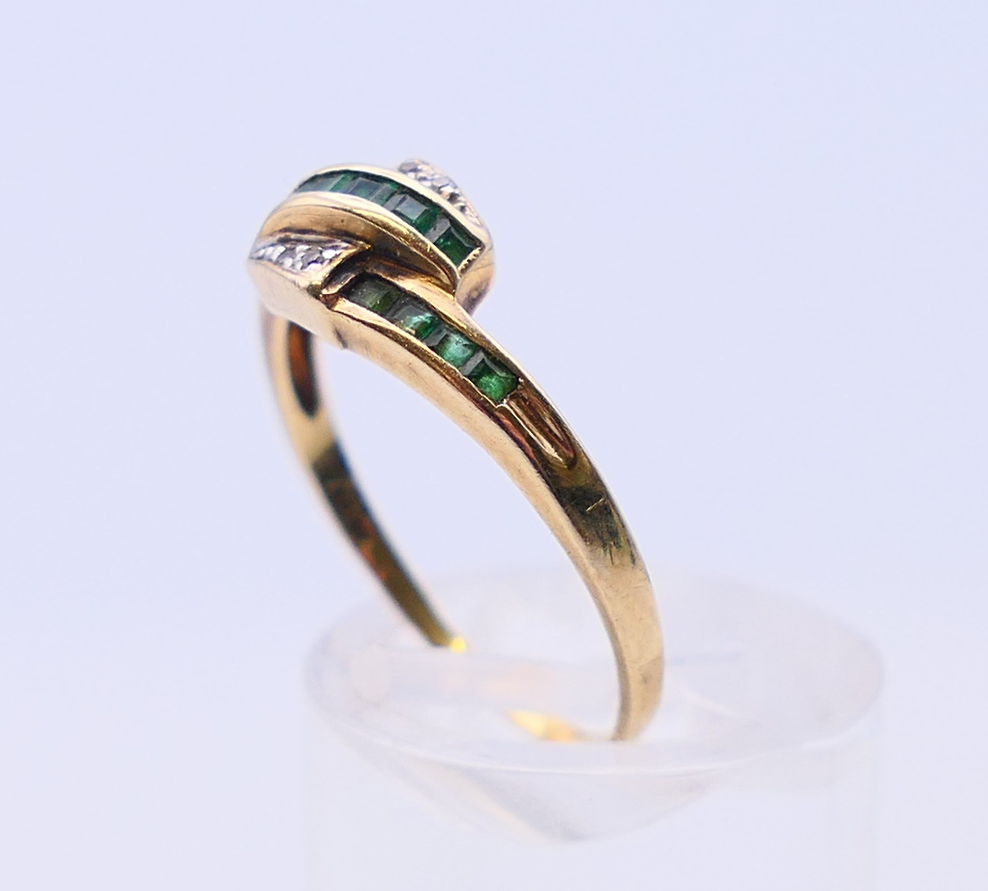 Three various gold, diamond, sapphire and emerald set rings. 4.5 grammes total weight. - Image 17 of 20