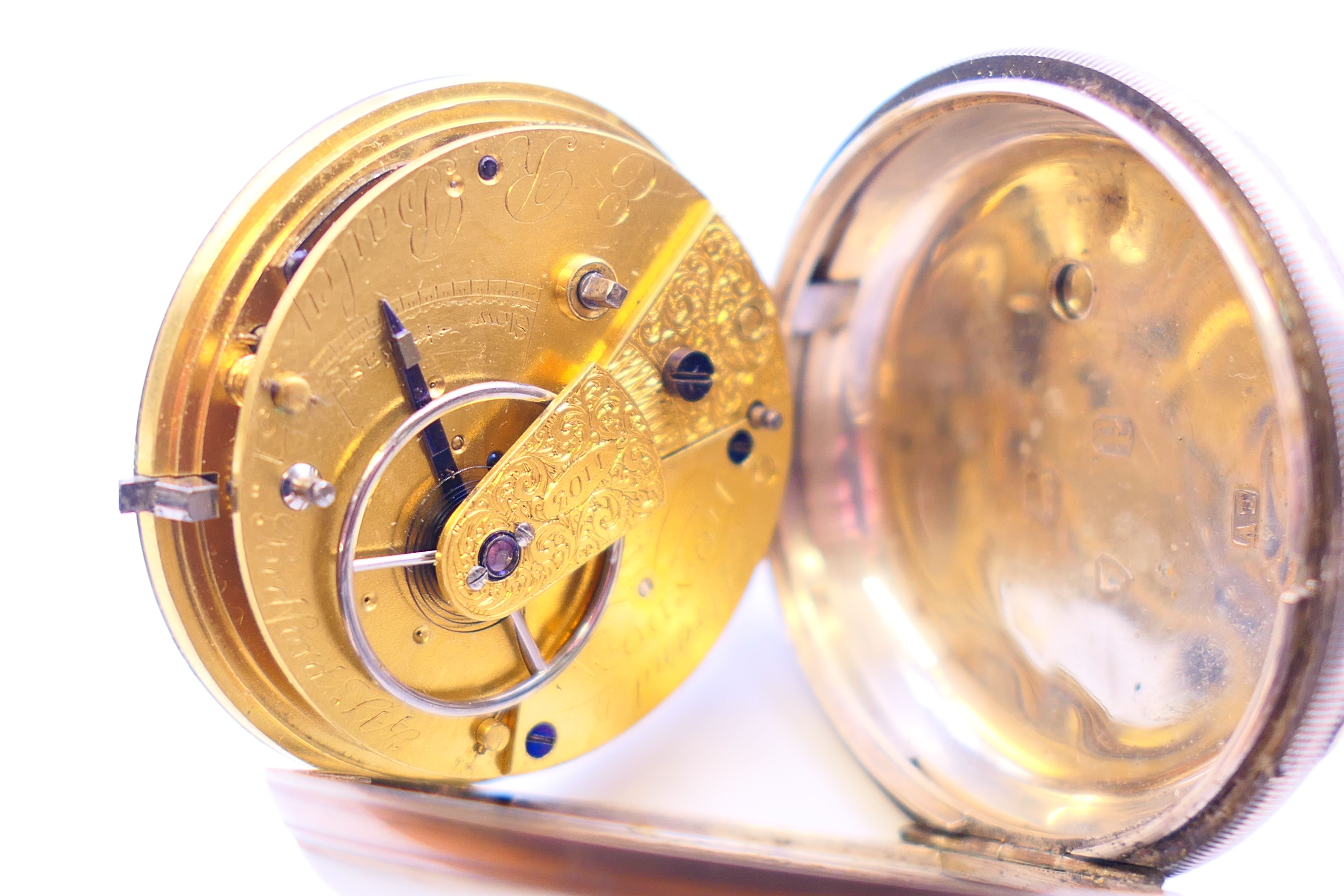 Five silver pocket watches. Largest 5 cm diameter. - Image 23 of 39