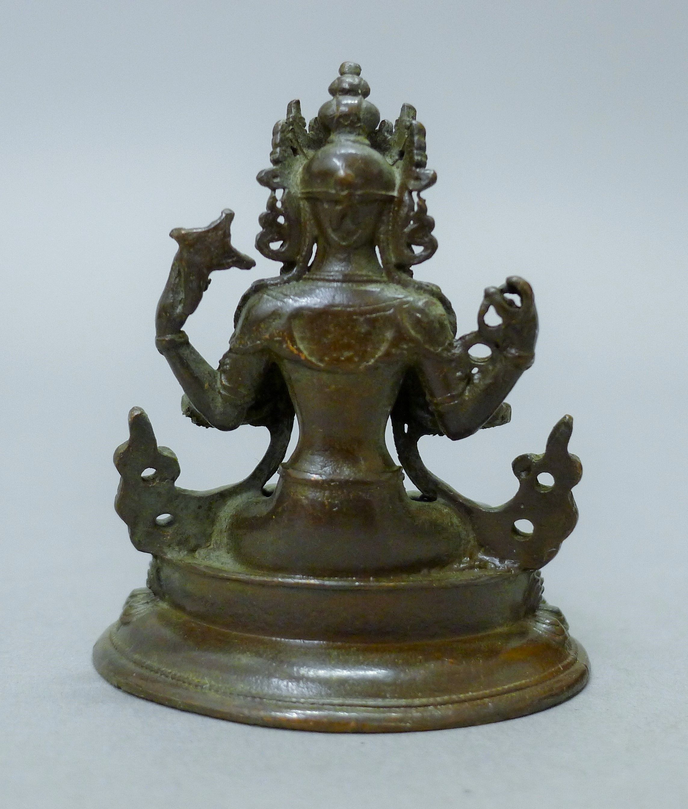 Two small figures of deities. The largest 6.5 cm high. - Image 3 of 5