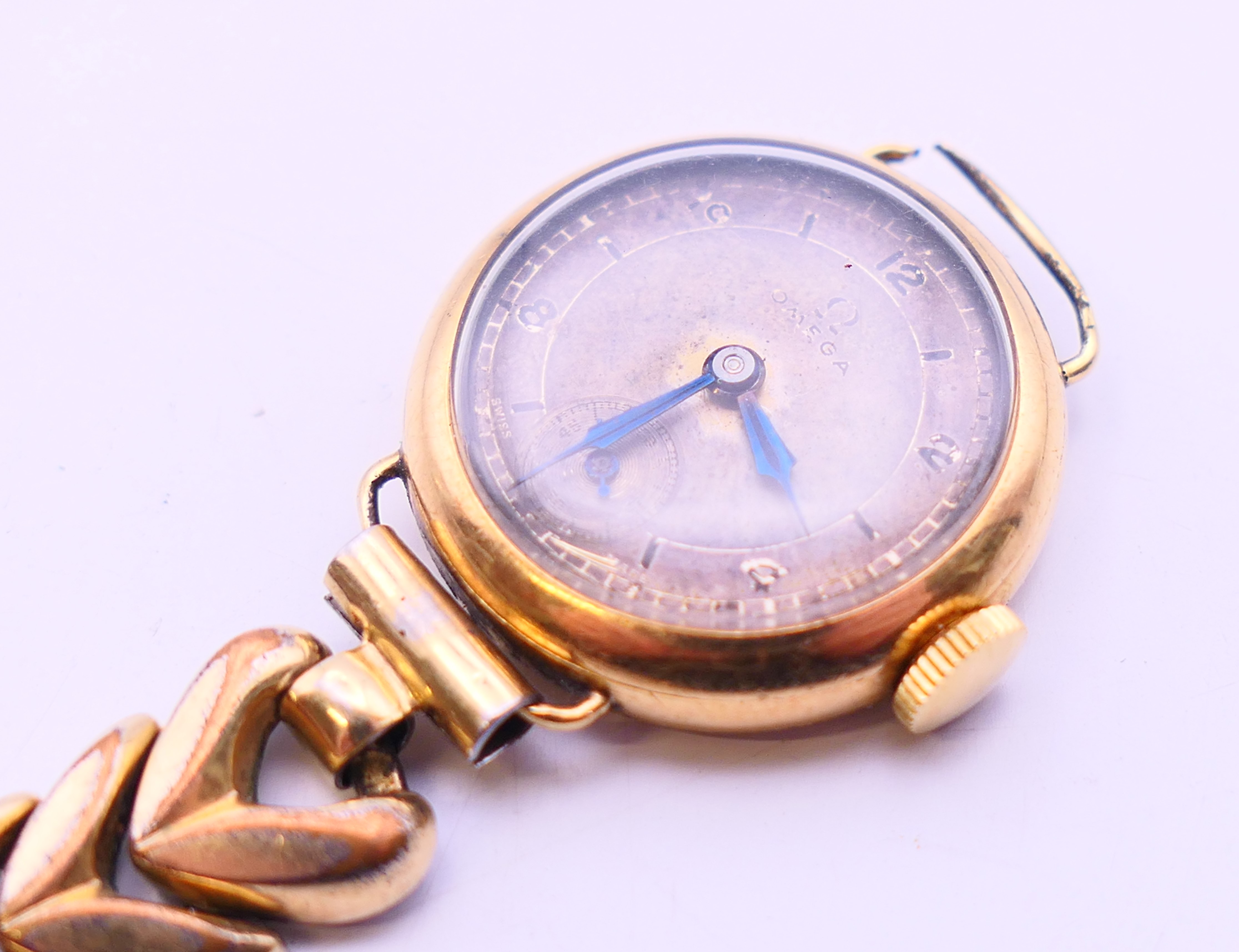 A 9 ct gold cased Omega ladies wristwatch. 2.5 cm diameter. - Image 3 of 8