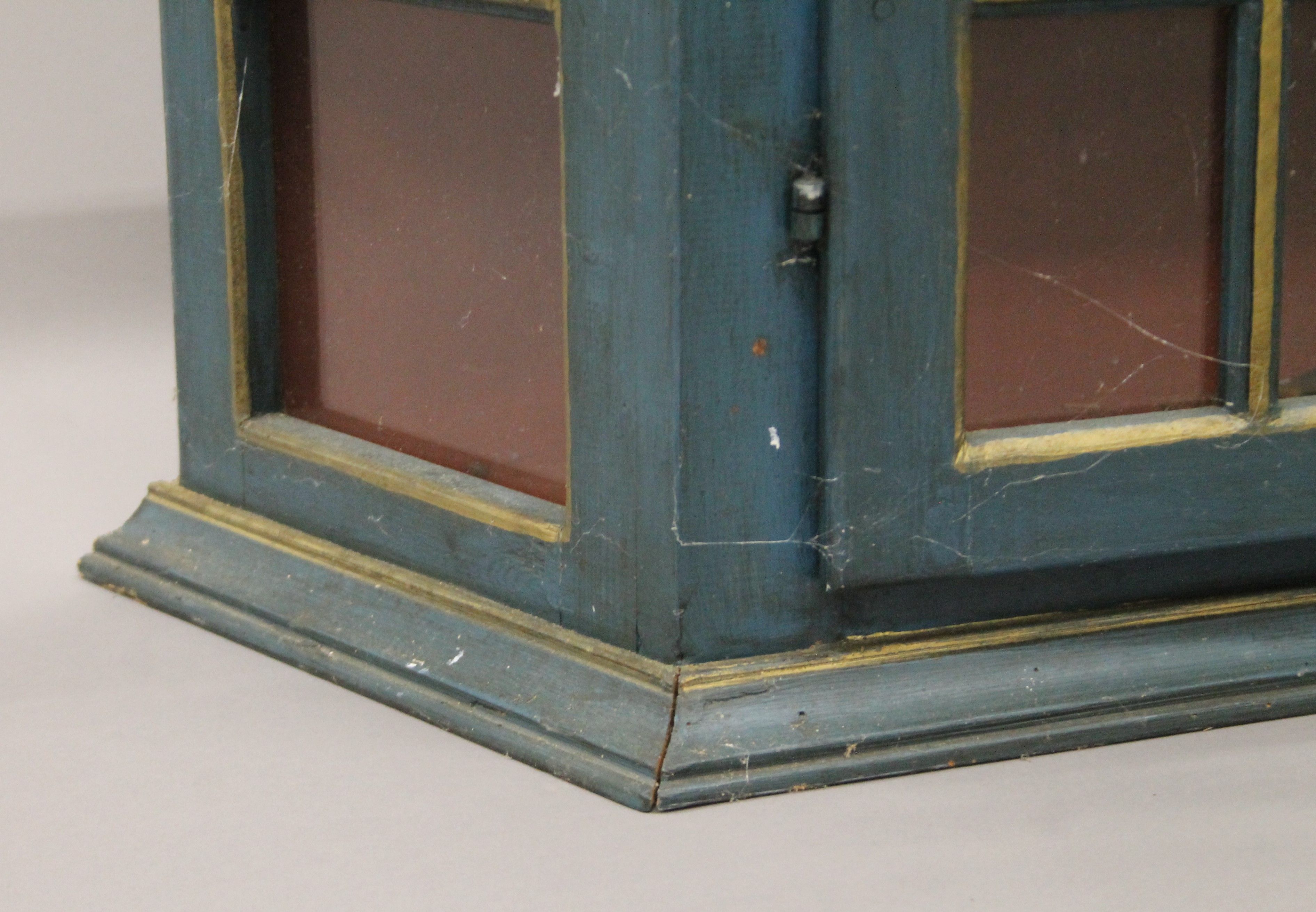 A green painted glazed wall cabinet. 91 cm wide. - Image 3 of 3