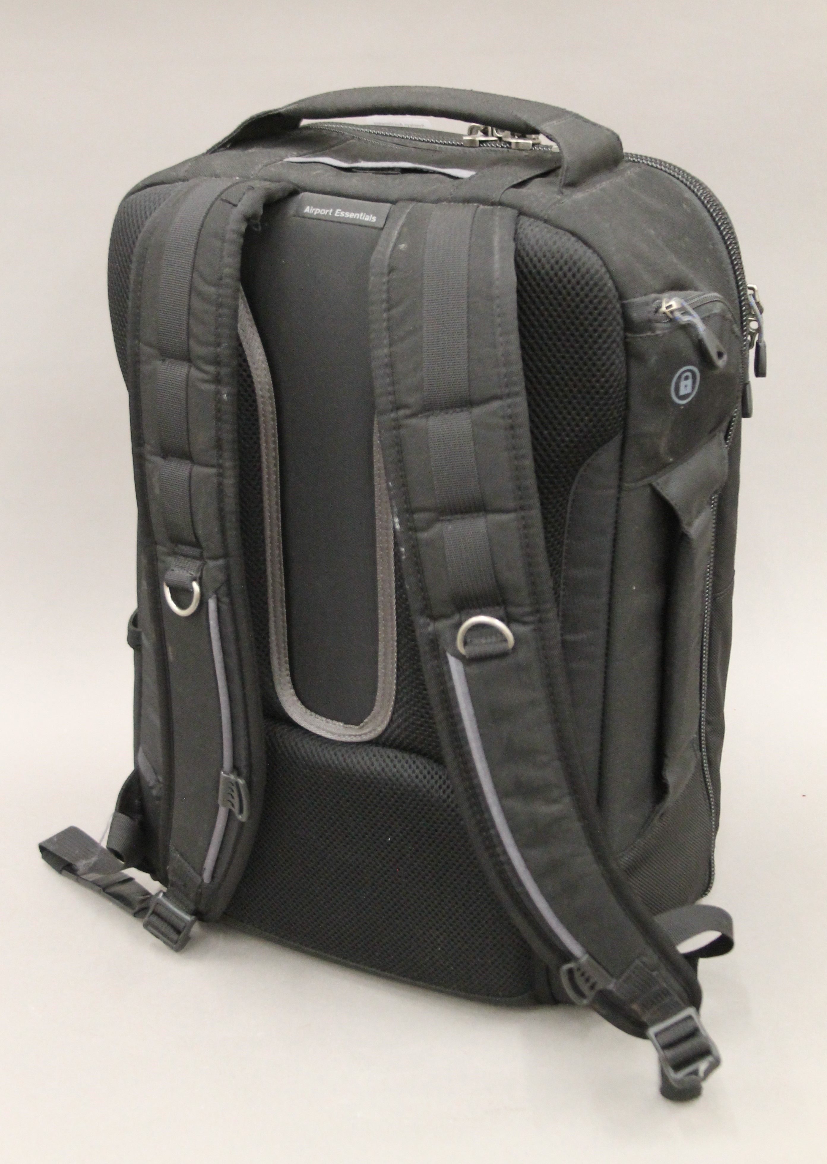 A quantity of Nikon camera equipment etc. in a carrying case. The case 46 cm high. - Image 14 of 14