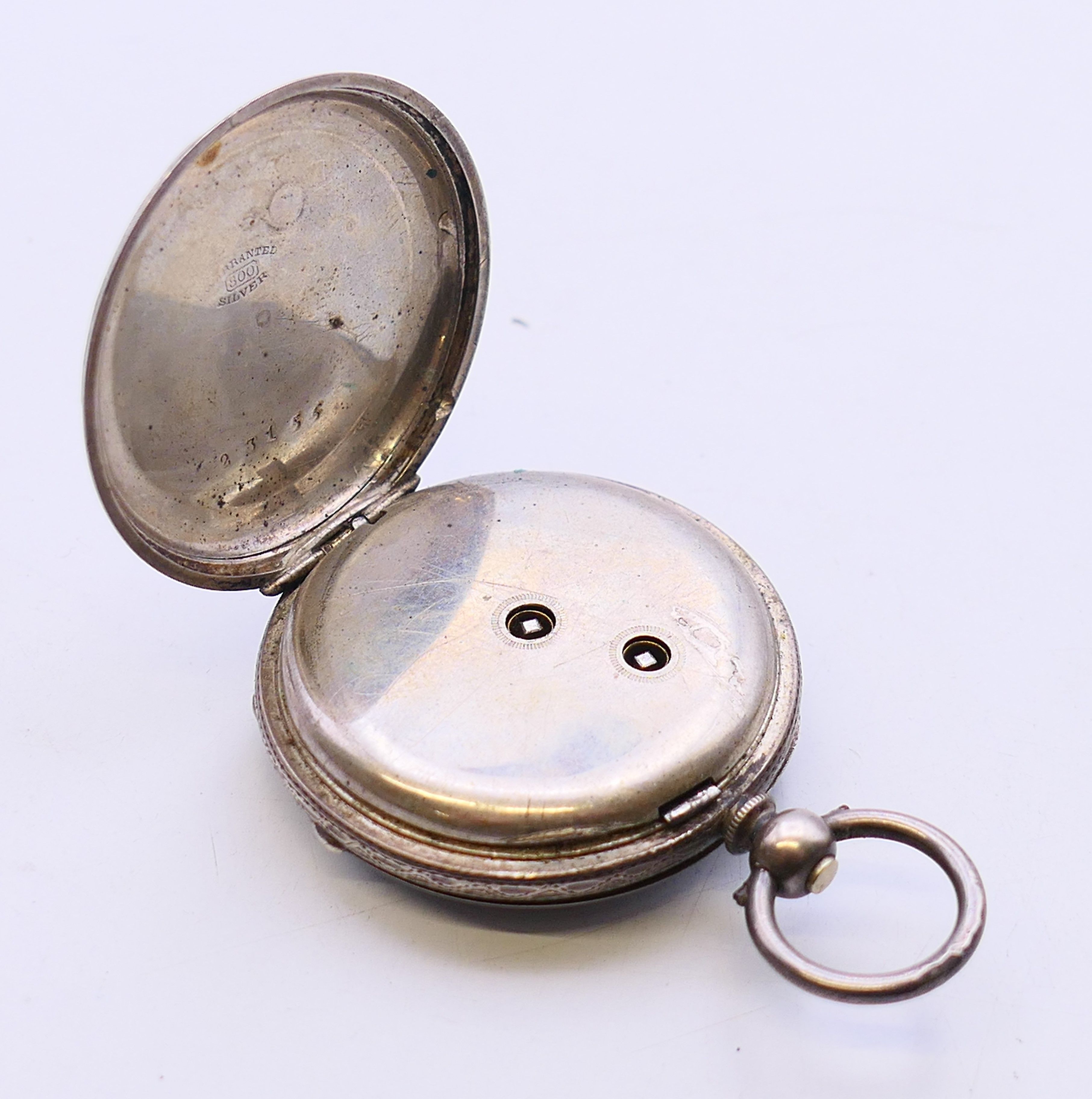 Five silver pocket watches. Largest 5 cm diameter. - Image 35 of 39