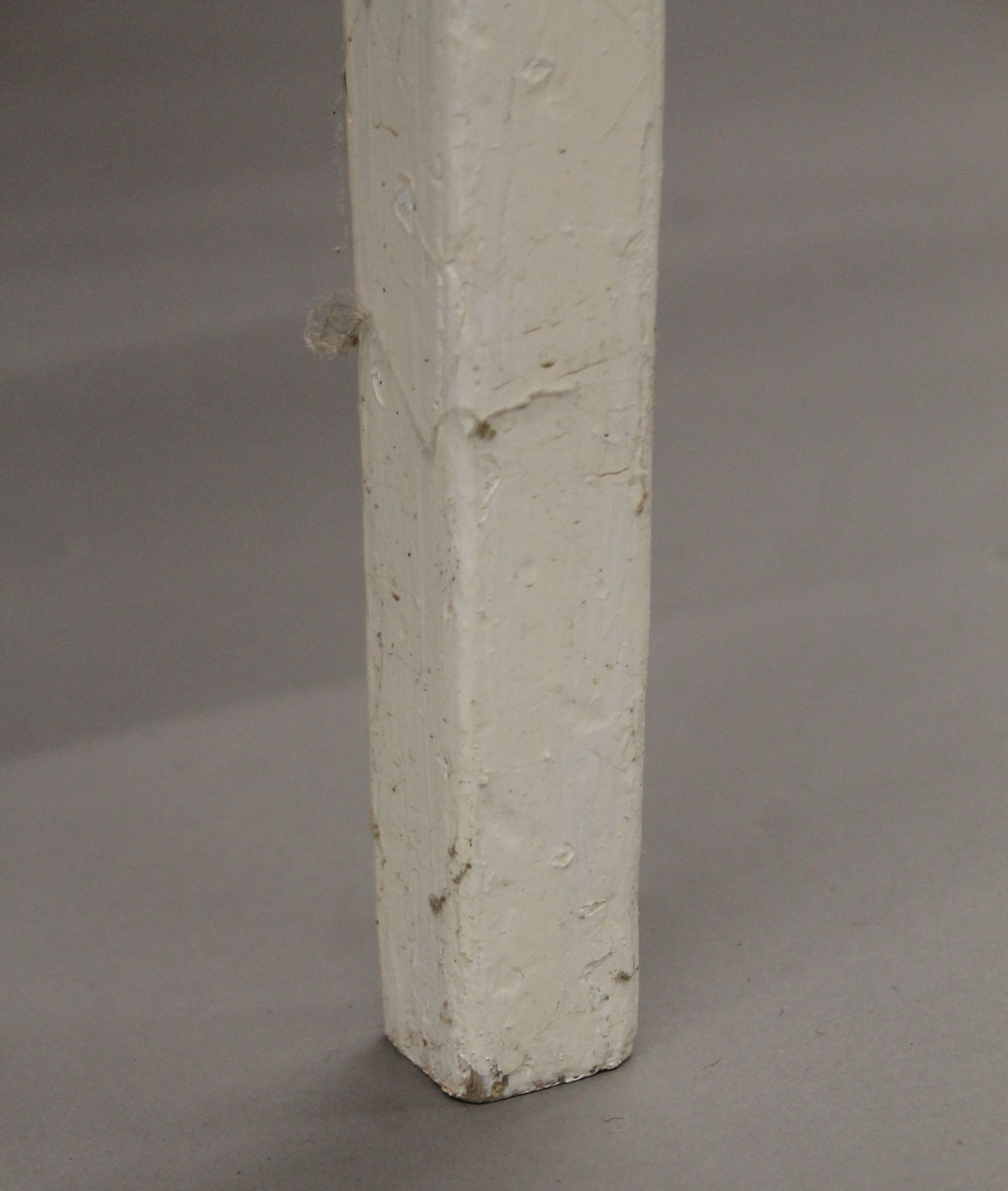A Victorian white painted side table. 91 cm wide. - Image 5 of 5
