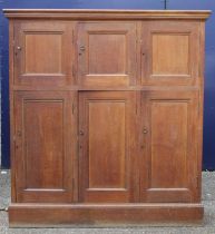 An early 20th century oak side cupboard. 135 cm wide x 148 cm high.