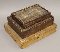 A Richter and Co No 4 box of building stones,