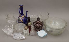 A quantity of various 19th century and later decorative glass. The largest 29 cm high.