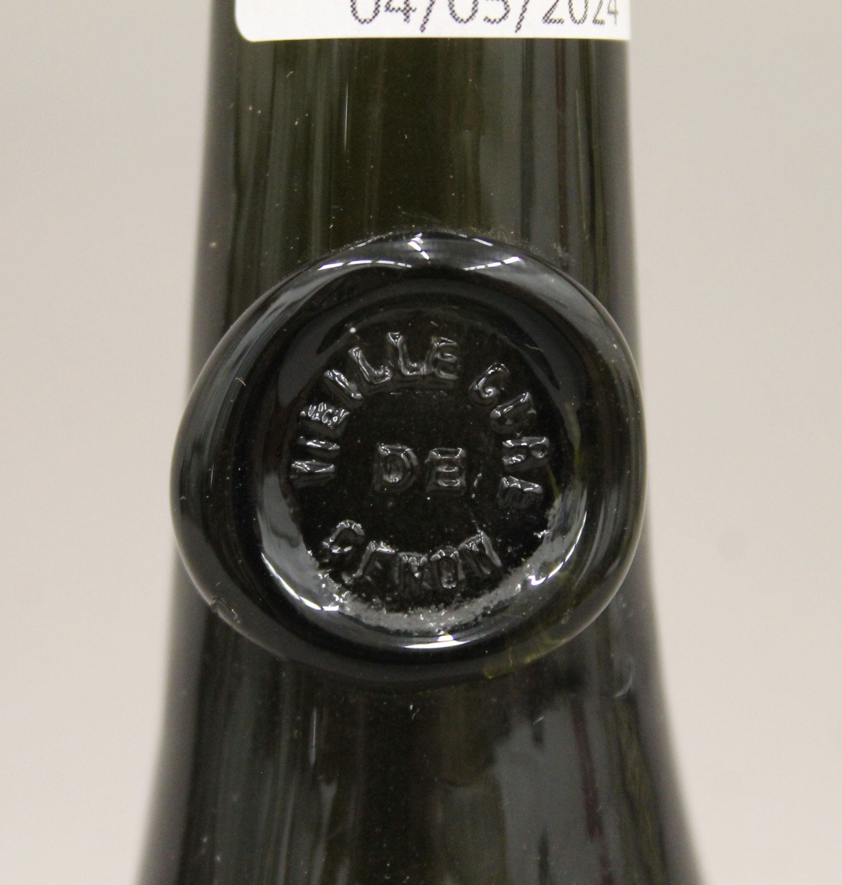 A green glass wine bottle with seal to the neck. 24 cm high. - Image 3 of 5