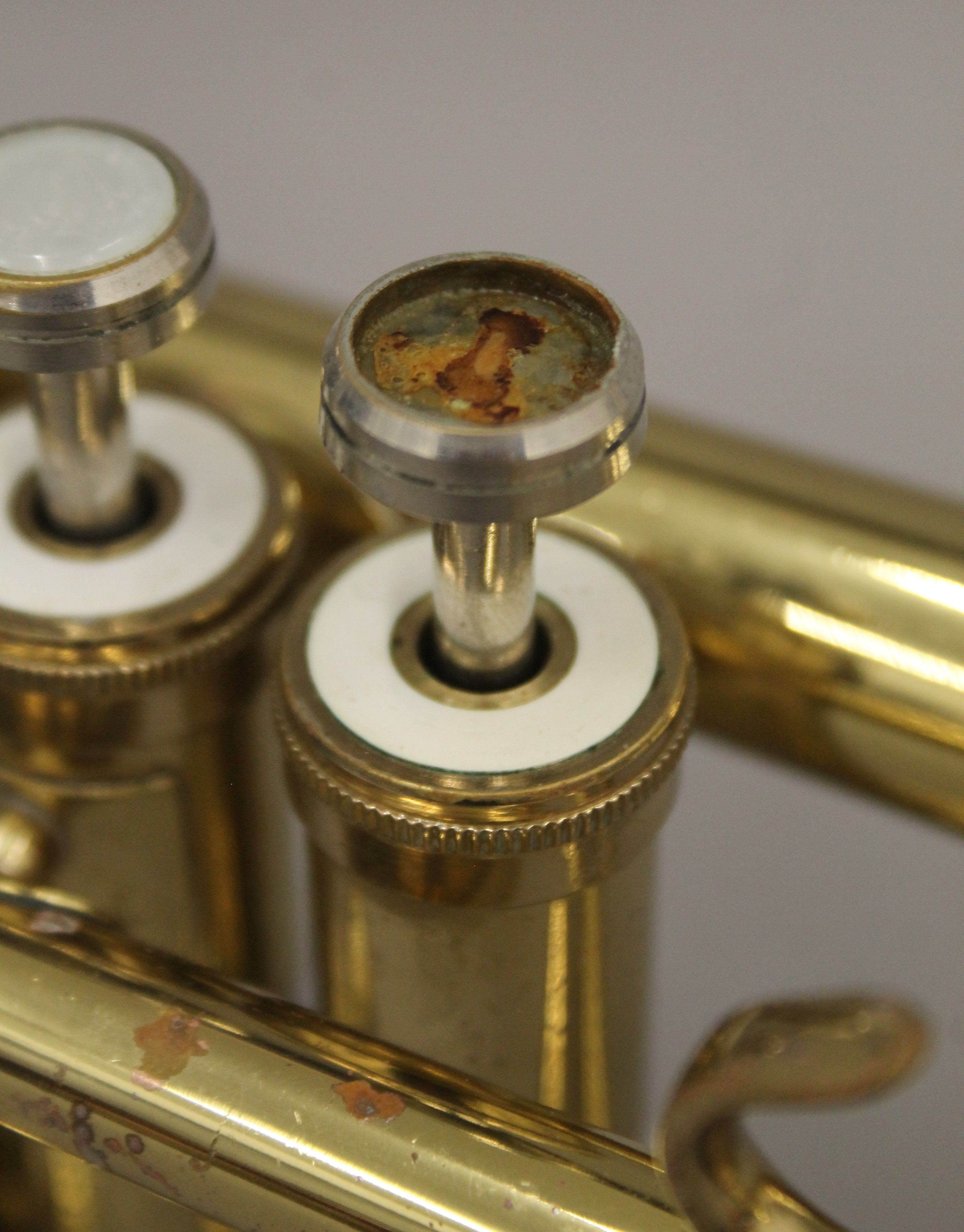 A boxed Jupiter trumpet. The box 53.5 cm long. - Image 5 of 7