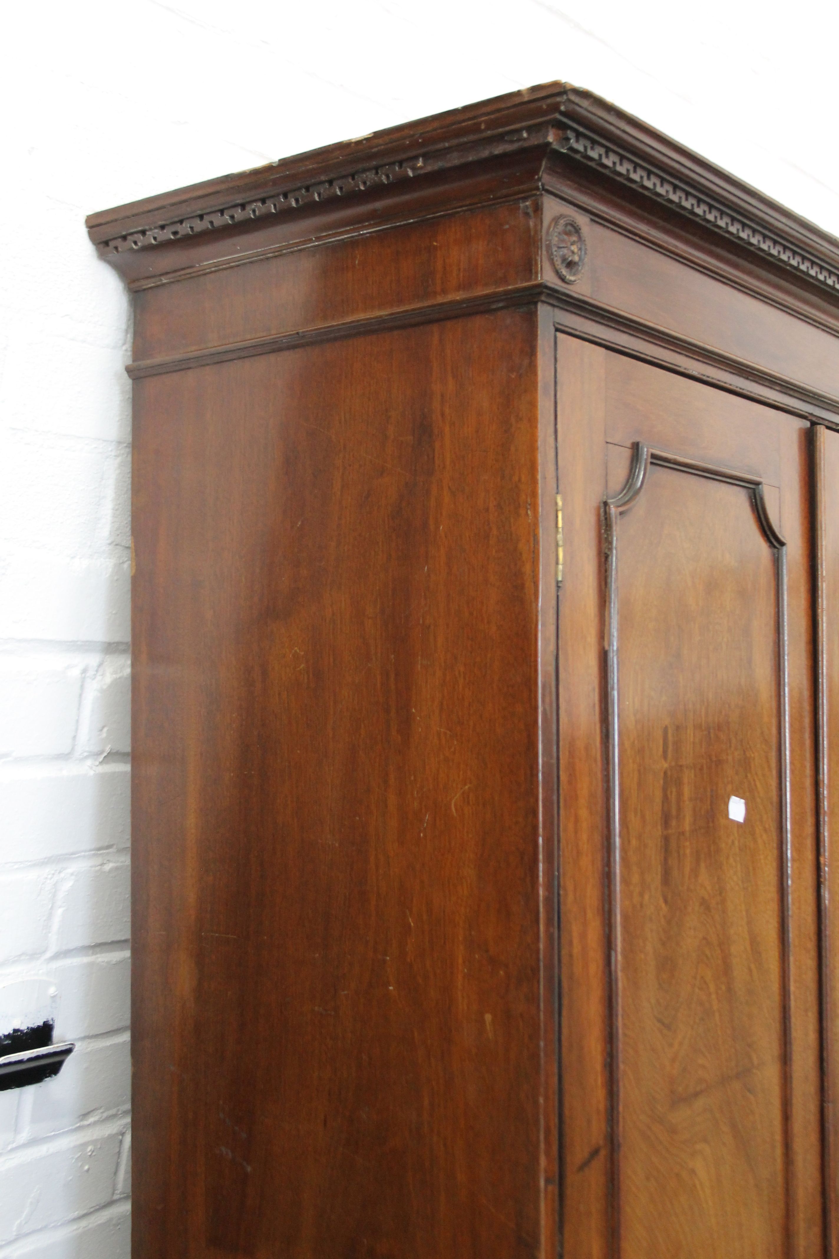 An Edwardian mahogany wardrobe. 93 cm wide x 193 cm high. - Image 7 of 7