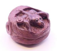 A netsuke. 5.5 cm diameter.