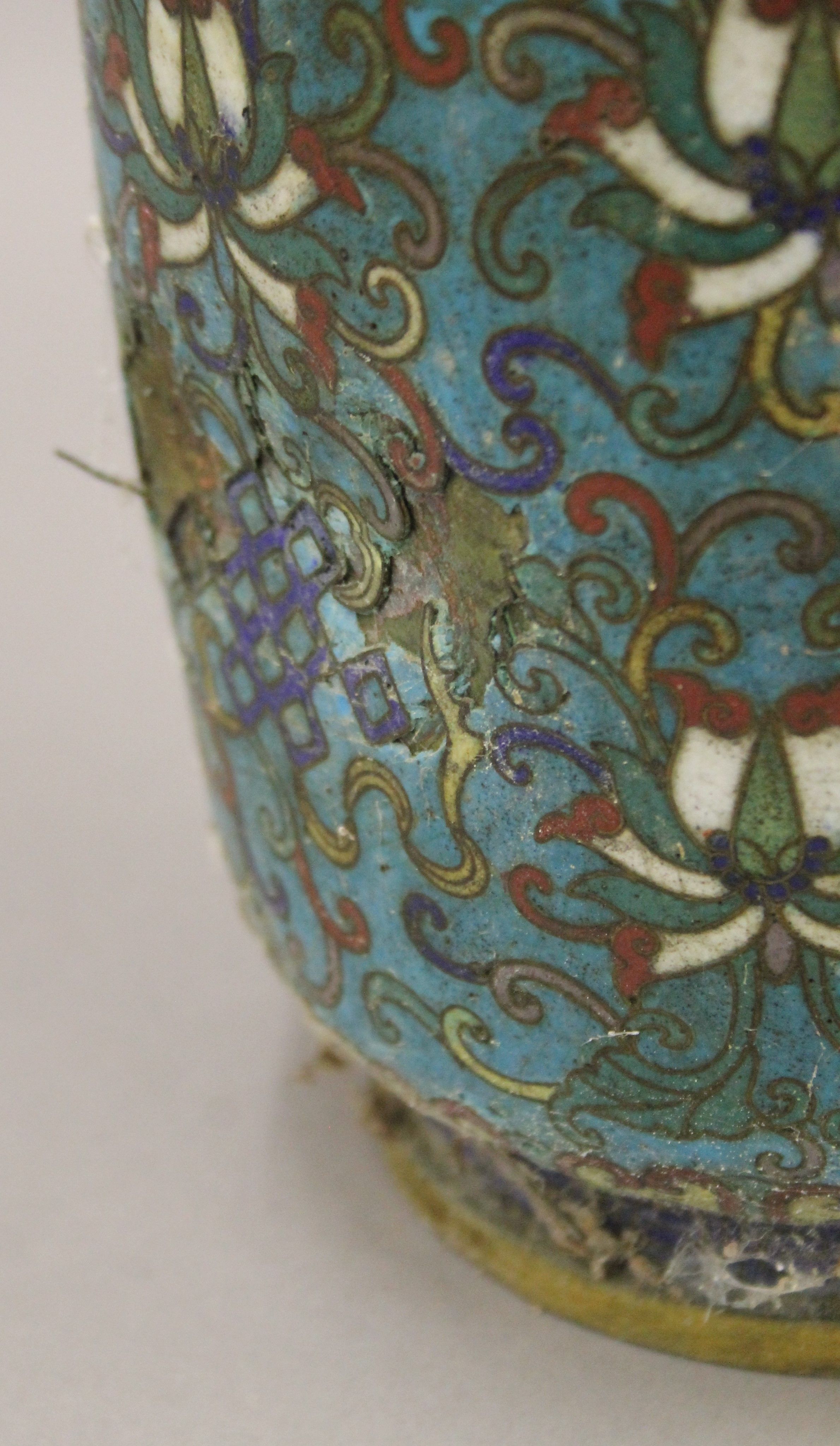 A Chinese cloisonne vase. 42.5 cm high. - Image 7 of 7