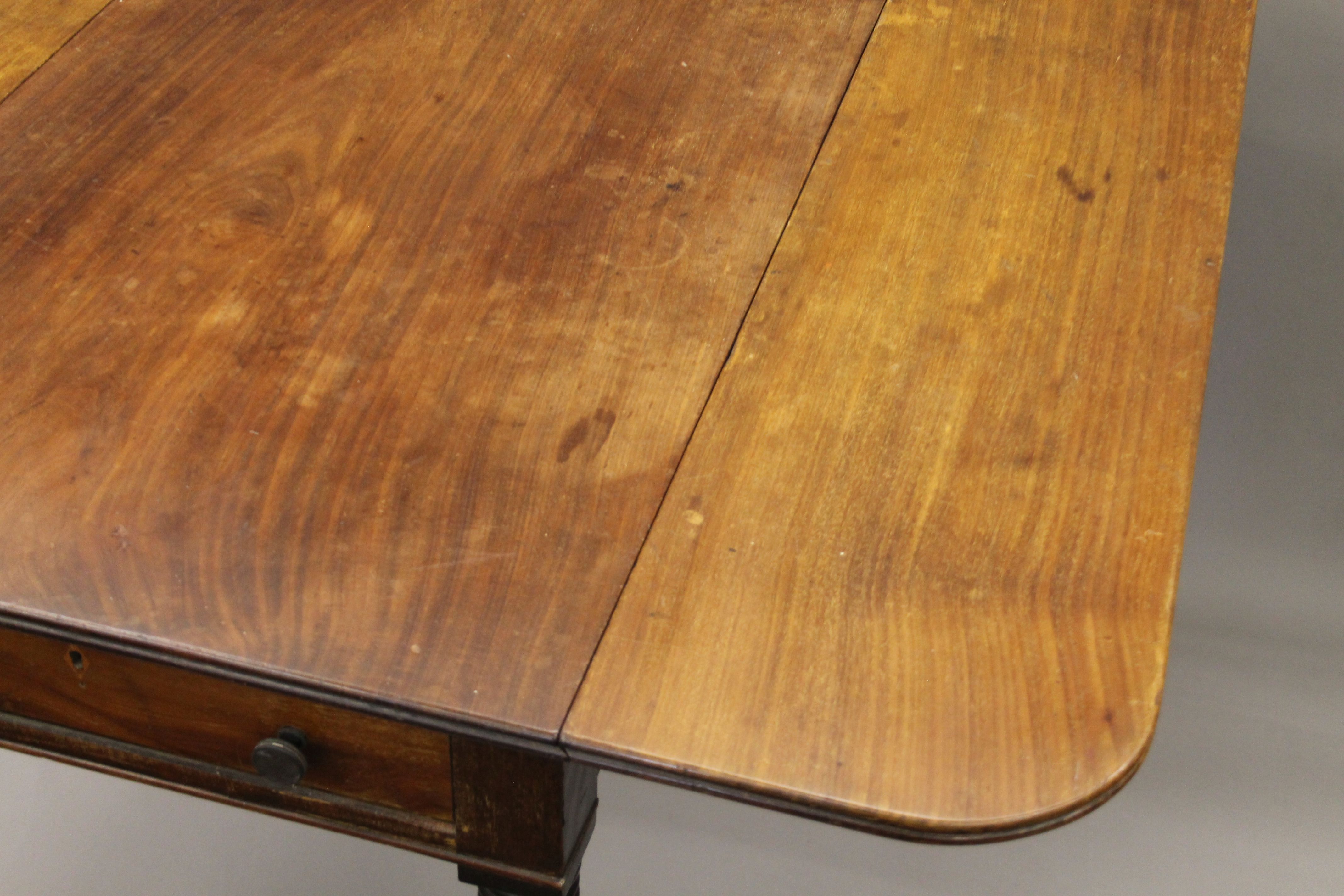 A 19th century mahogany Pembroke table. 58 cm wide flaps down. - Image 5 of 9