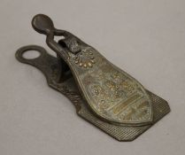 A 19th century Merry Phipson and Parker's letter clip. 12.5 cm long.