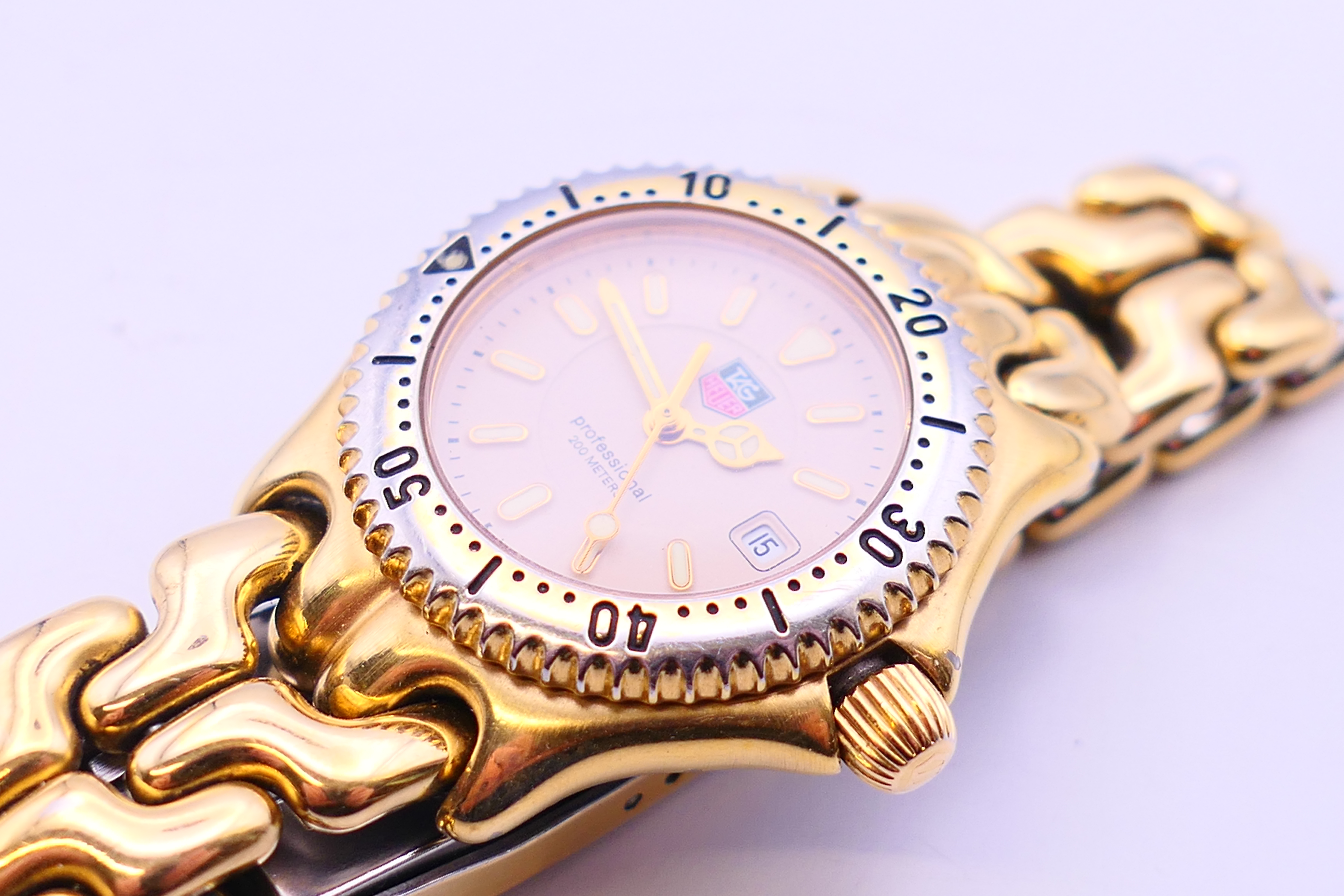 A Tag Heuer lady's wristwatch, - Image 2 of 11