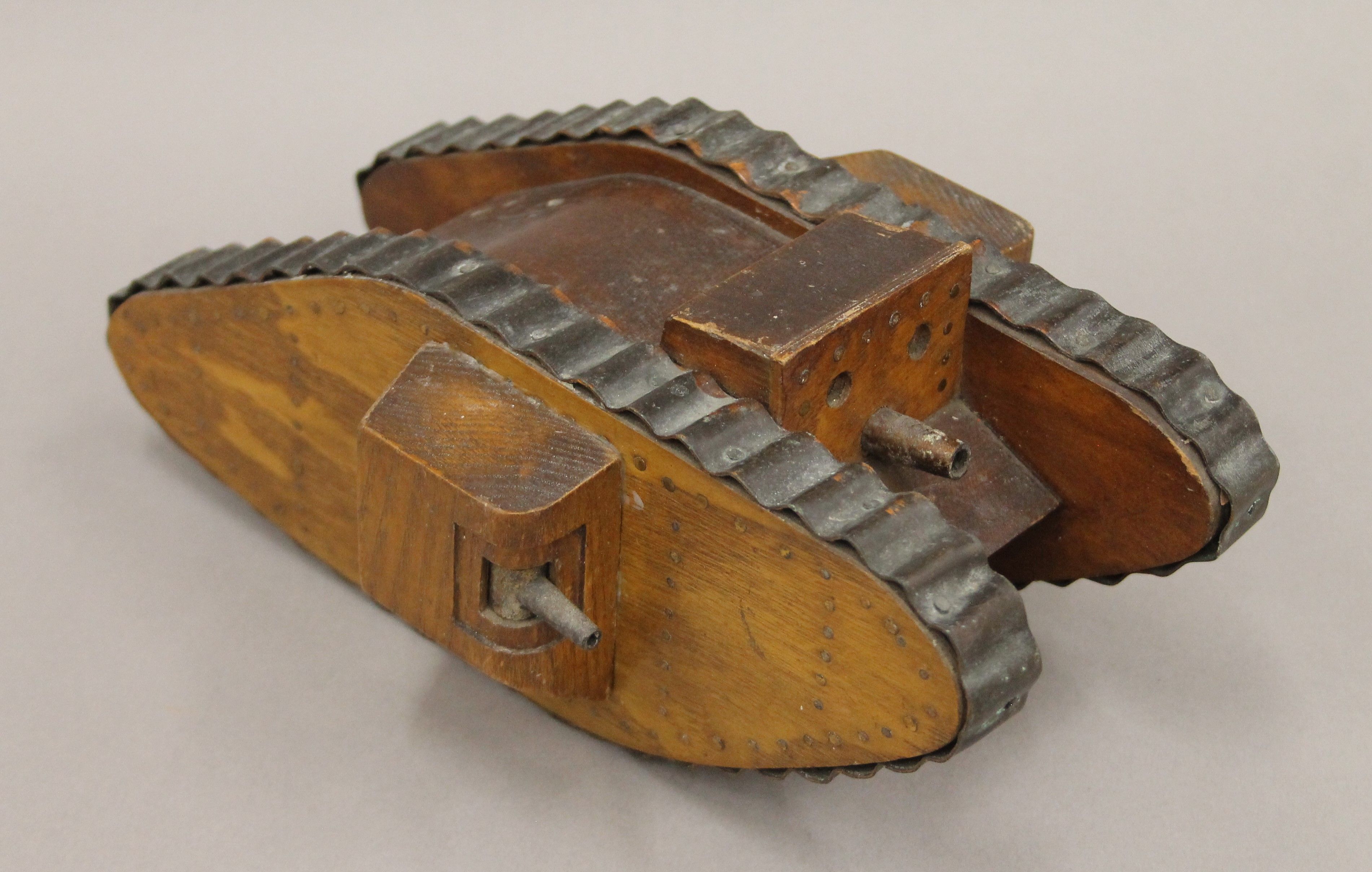 A Trench Art World War I tank. 16 cm wide. - Image 2 of 7