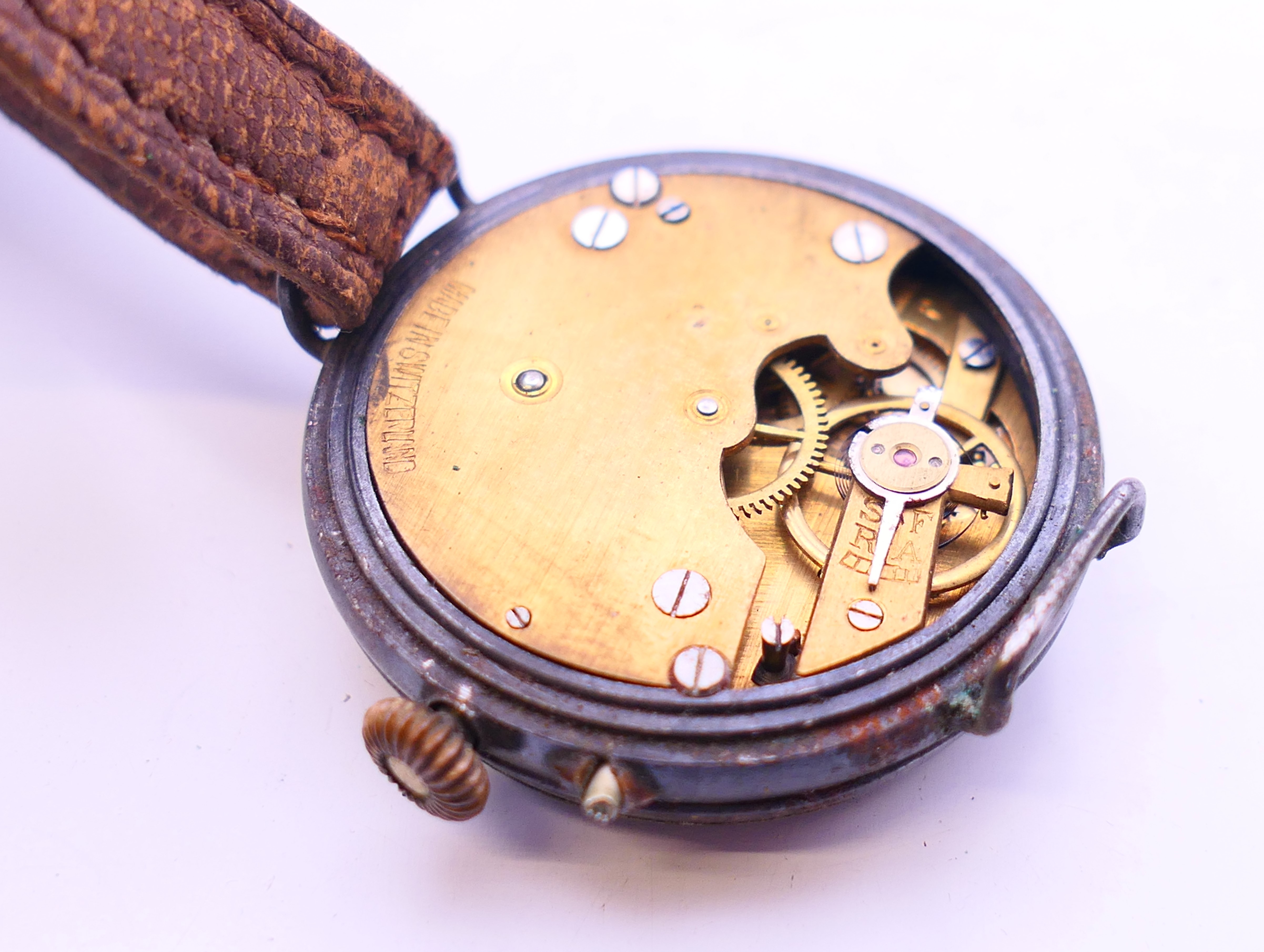 Two vintage wristwatches. The largest 3.5 cm diameter. - Image 11 of 11