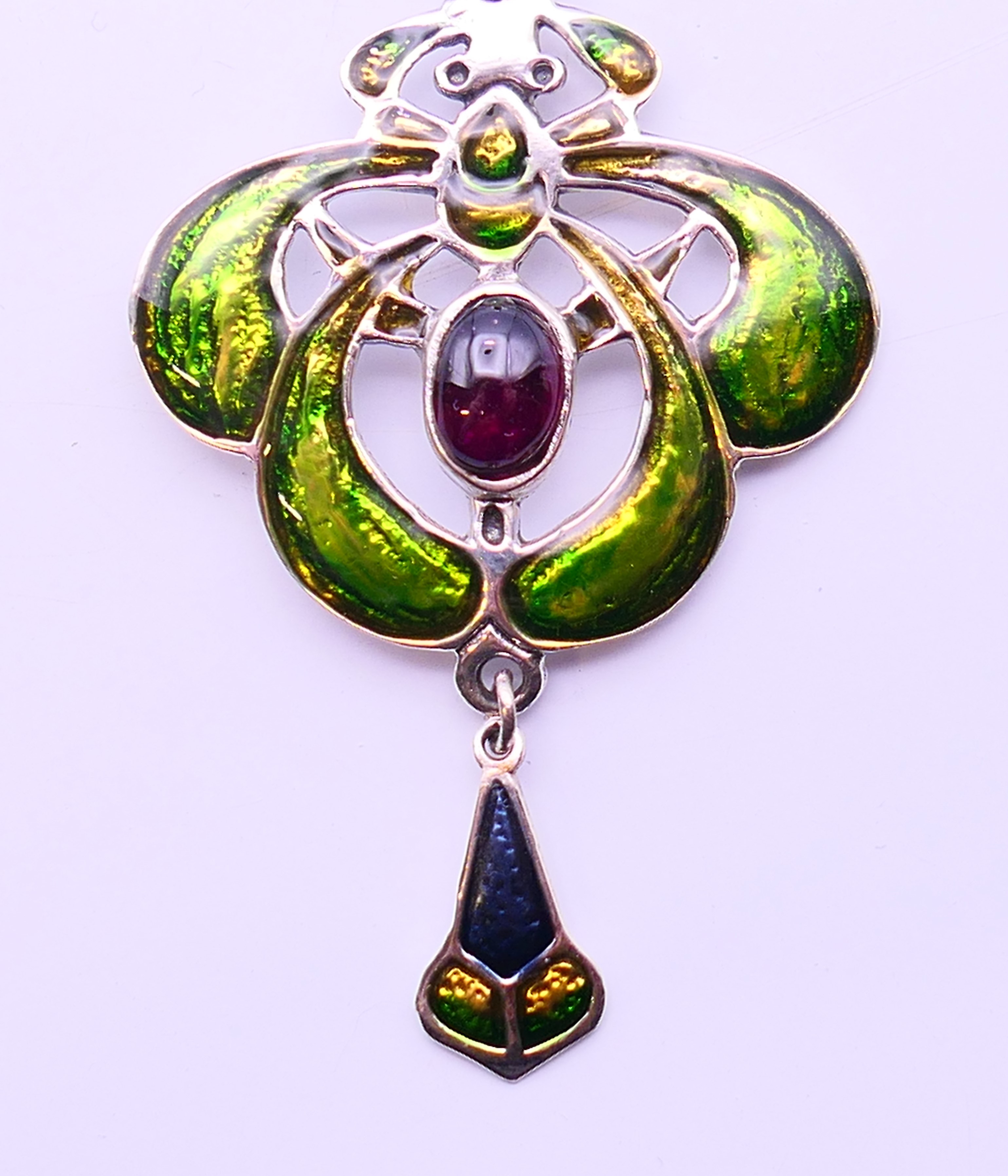 An Art Nouveau-style pendant. 6.5 cm high. - Image 2 of 4