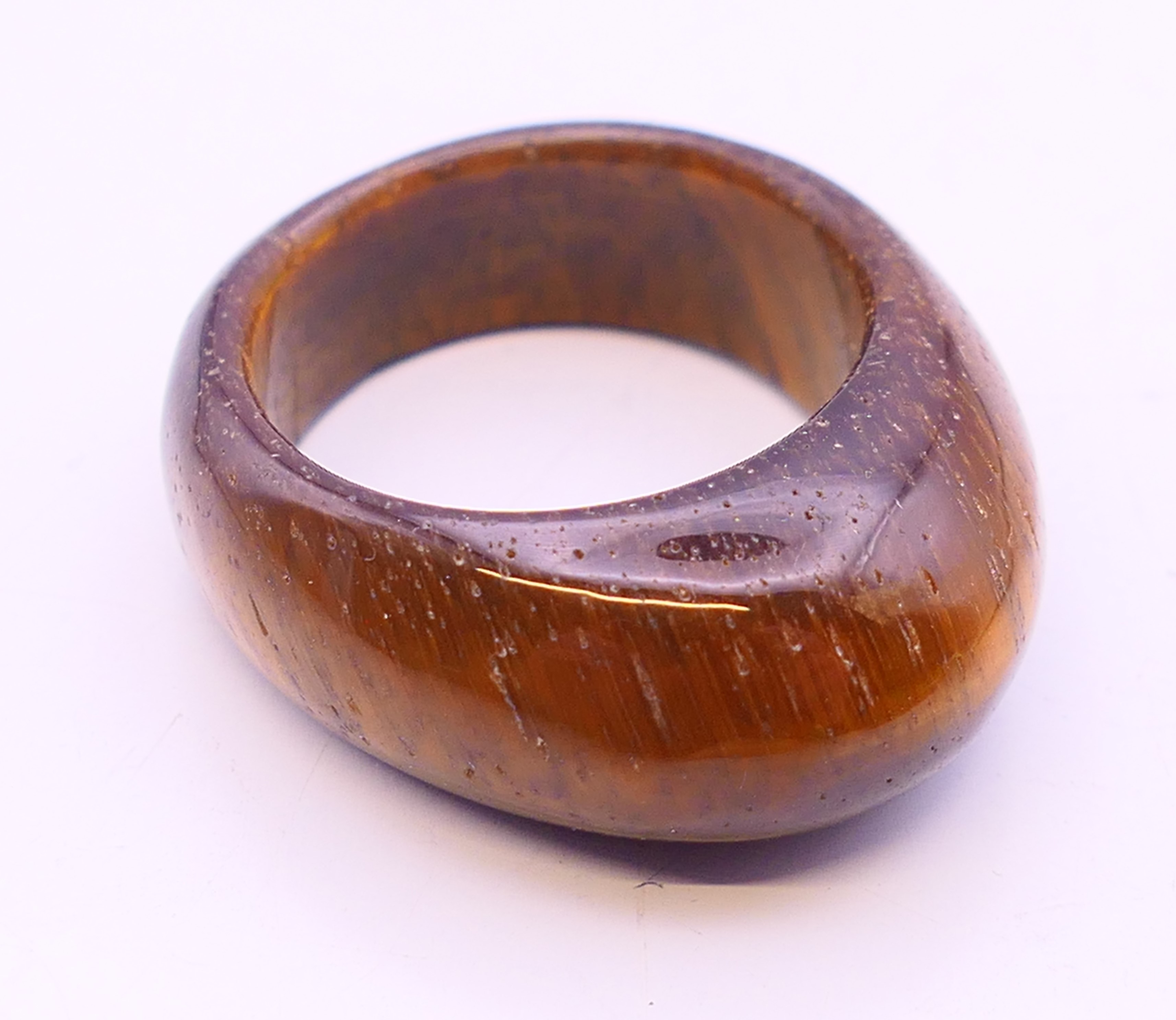 Five agate rings. - Image 2 of 6