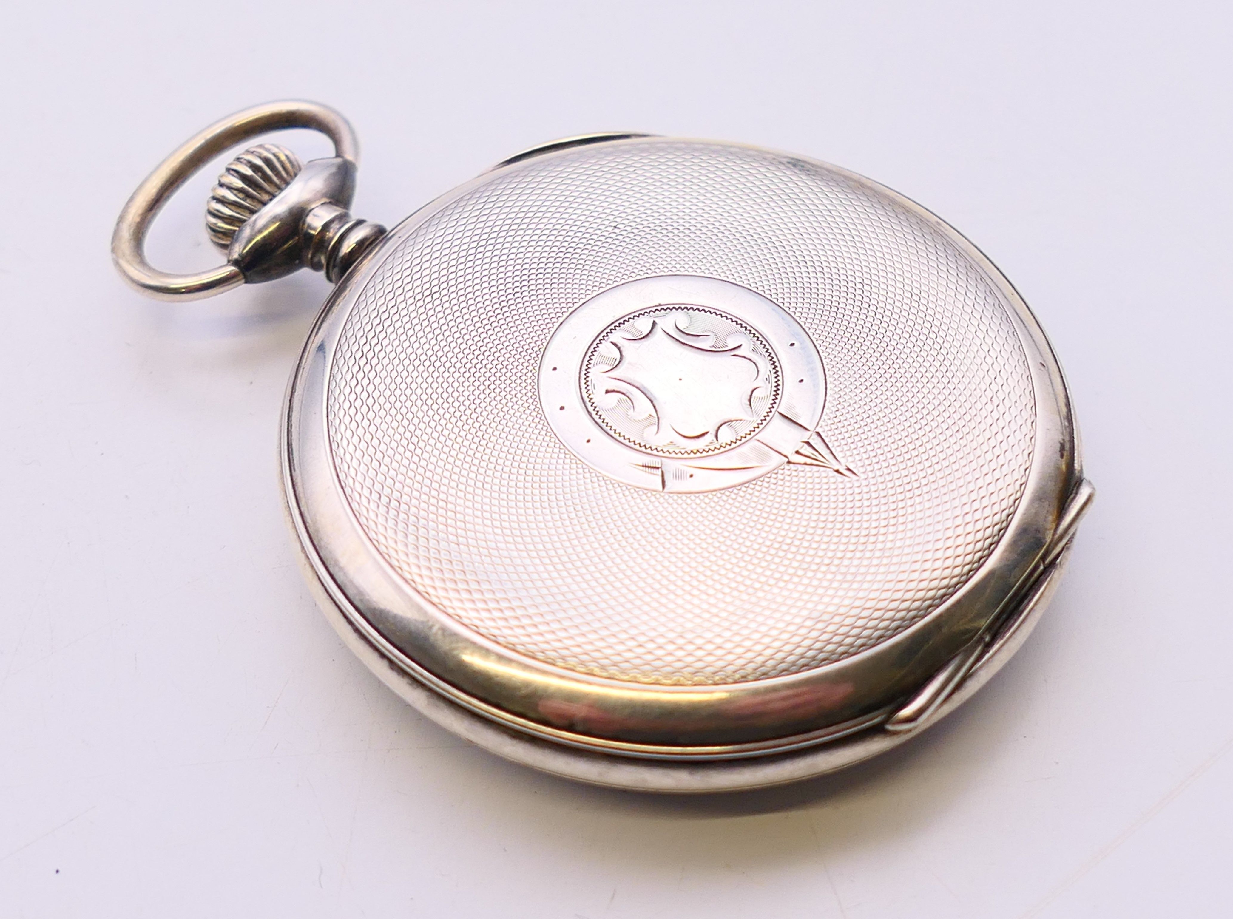 Five silver pocket watches. Largest 5 cm diameter. - Image 17 of 39