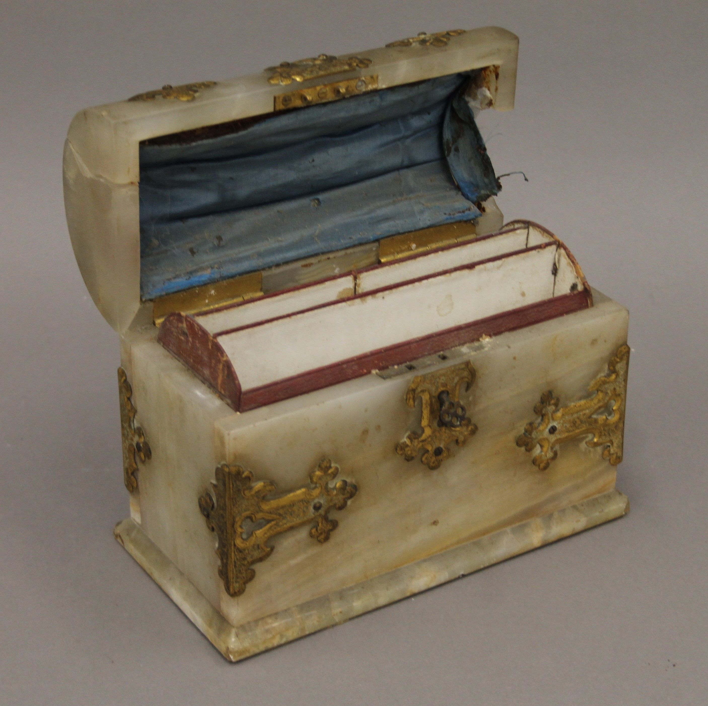 A Victorian brass mounted alabaster stationary box. 20 cm wide. - Image 3 of 7