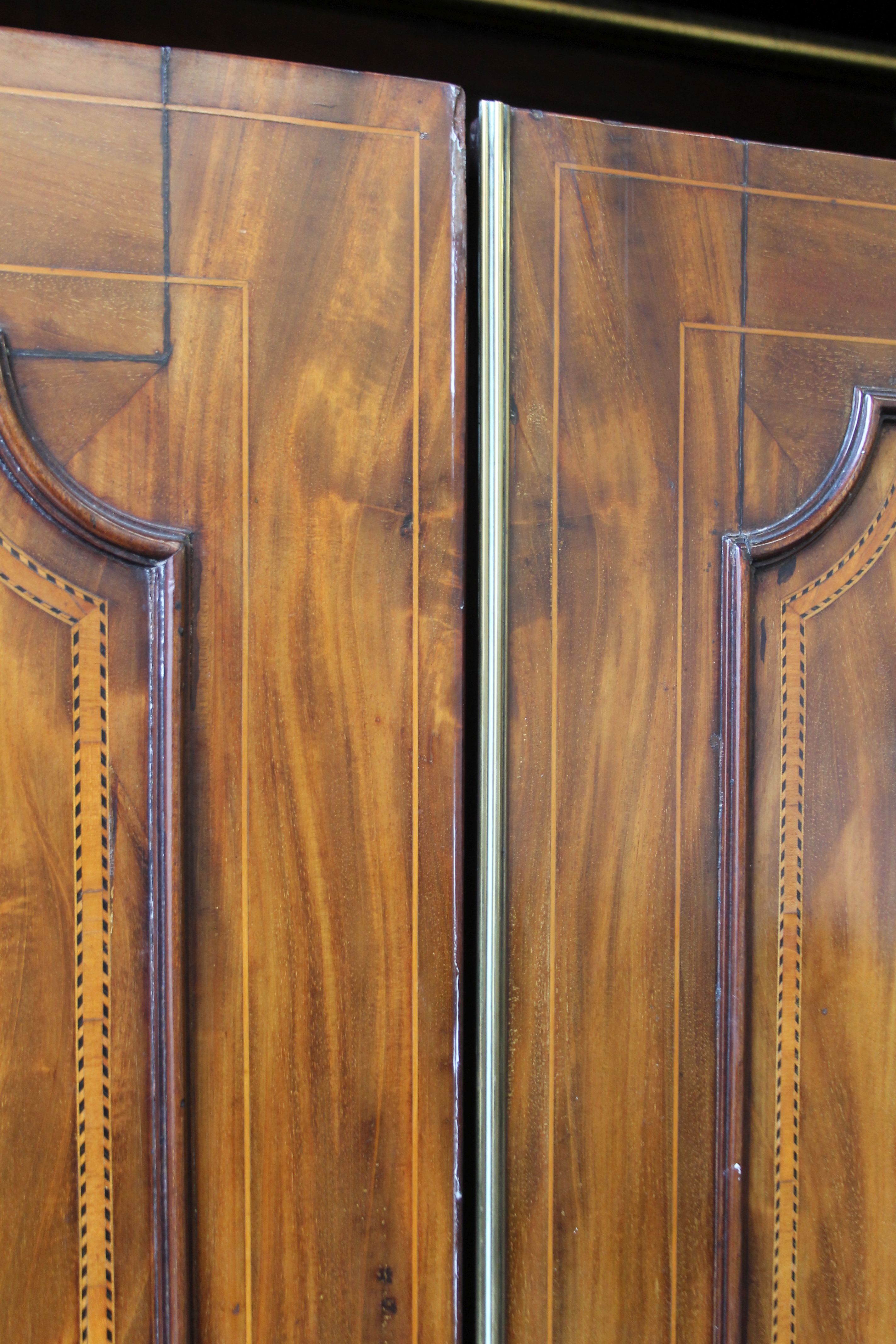 An Edwardian inlaid mahogany wardrobe. 150 cm wide x 194 cm high. - Image 3 of 9