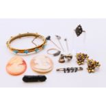 A small quantity of various jewellery to include a turquoise inset bangle,
