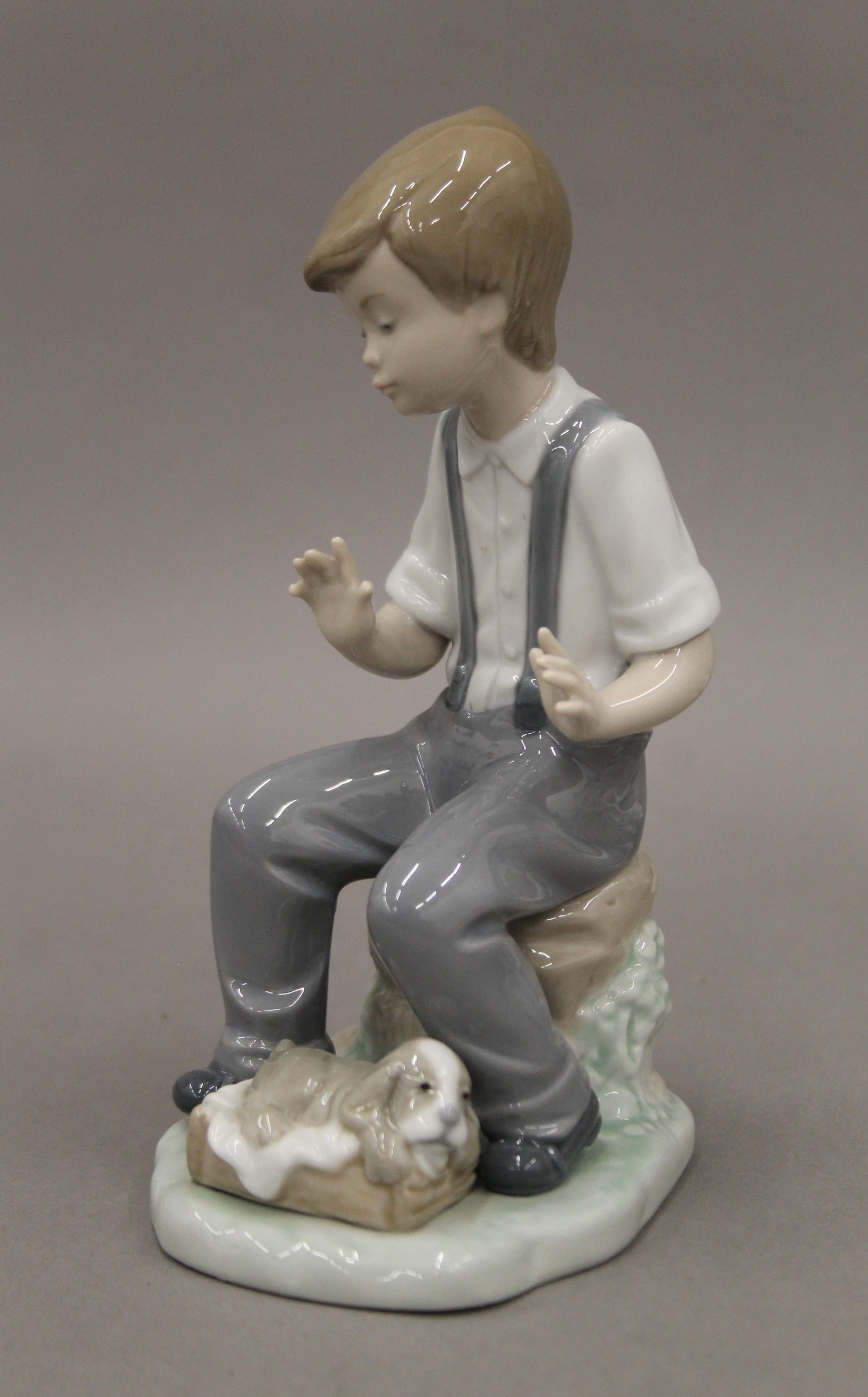 Four Lladro figurines and two Nao figurines. The largest 27.5 cm high. - Image 6 of 17