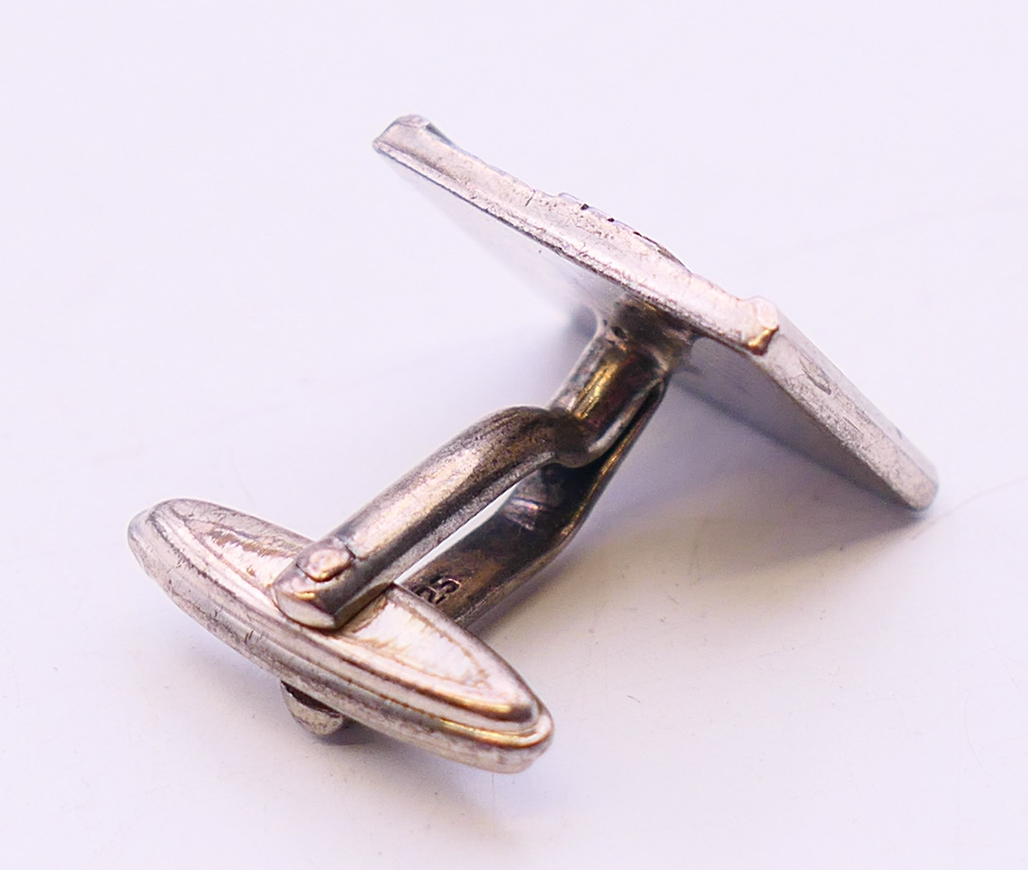 A pair of silver cufflinks, stamped 925, cased. 1.5 x 1.75 cm. - Image 3 of 4