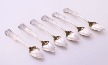 Six Dutch silver spoons. Total weight 65.1 grammes. 13 cm high.