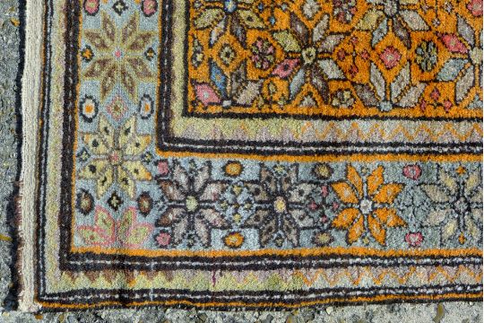 An antique Persian handmade Malayer runner. 313 x 104 cm. - Image 2 of 3