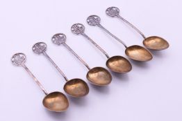 Six Chinese silver spoons. 10.5 cm long.