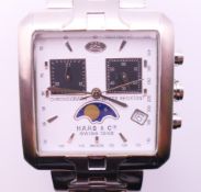 A Haas and Cie boxed gentleman's wristwatch. 3.5 cm wide.