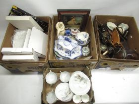 Various collectables incl. Bradford Exchange collectors plates, Royal Doulton character jugs,