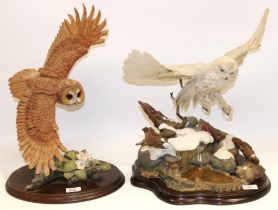 Two large Country Artists owl figures: Graceful Flight CA762, and Arctic Flight CA444, max. H47cm (