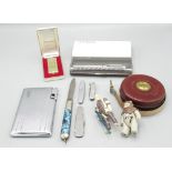 Kingsway lighter, Polo lighter/cigarette case, Parker 25 fountain pen , 2 Star Wars figures and a