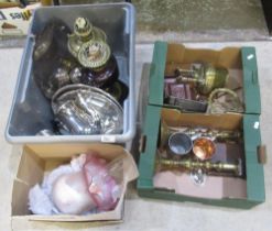Two oil lamps, incl. one with pink glass shade; collection of mixed metalware; etc. (qty.)