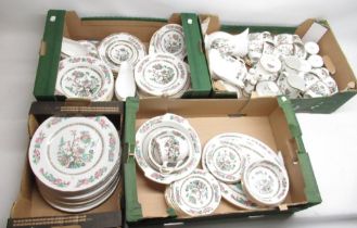 Comprehensive Royal Grafton Indian Tree dinner and tea service, some matched pieces (4)