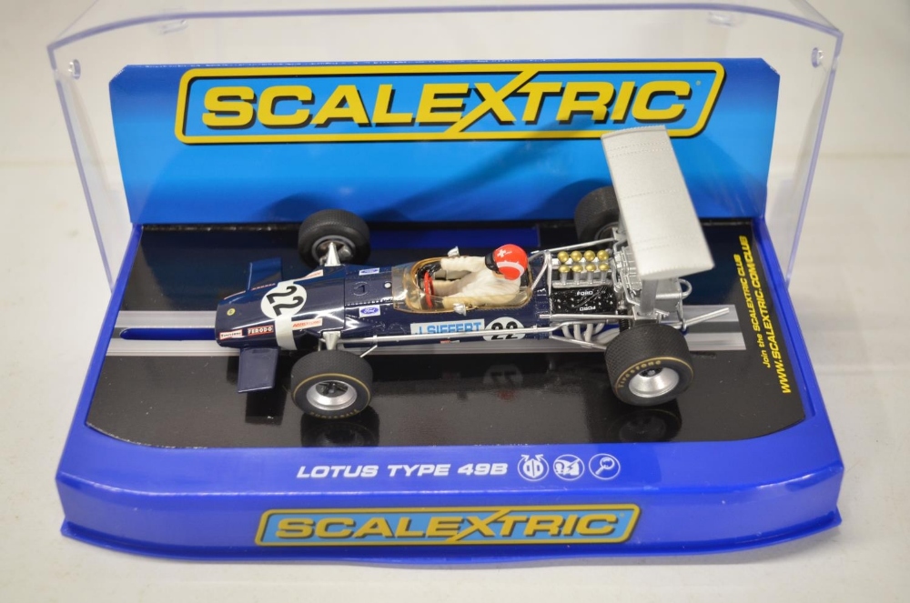 Modern Scalextric C3544A Legends limited edition Team Lotus Type 49 vs McLaren M7c 2 car racing set, - Image 3 of 5