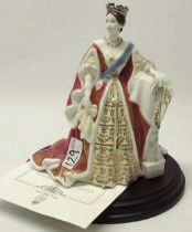 Royal Worcester 'Queens of Britain' collection figurine - Queen Victoria CW454, limited edition