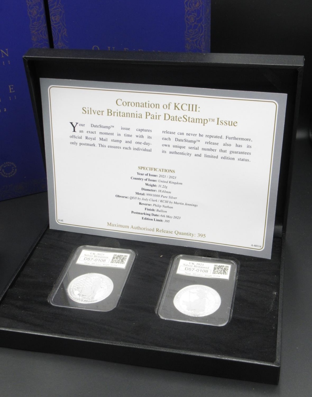 Two Royal Canadian Mint Queen Elizabeth II 1952-2022 fine silver three-coin sets, both cased in - Image 2 of 5
