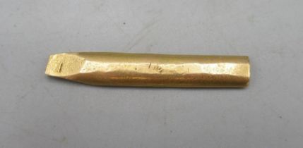 18ct yellow gold, scrap, stamped 18ct, 5.86g